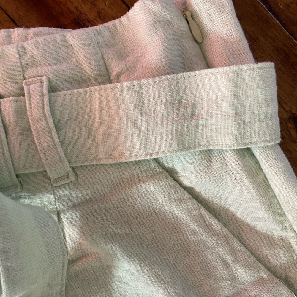Abercrombie & Fitch High Waist Light Green Shorts - Picture 3 of 7